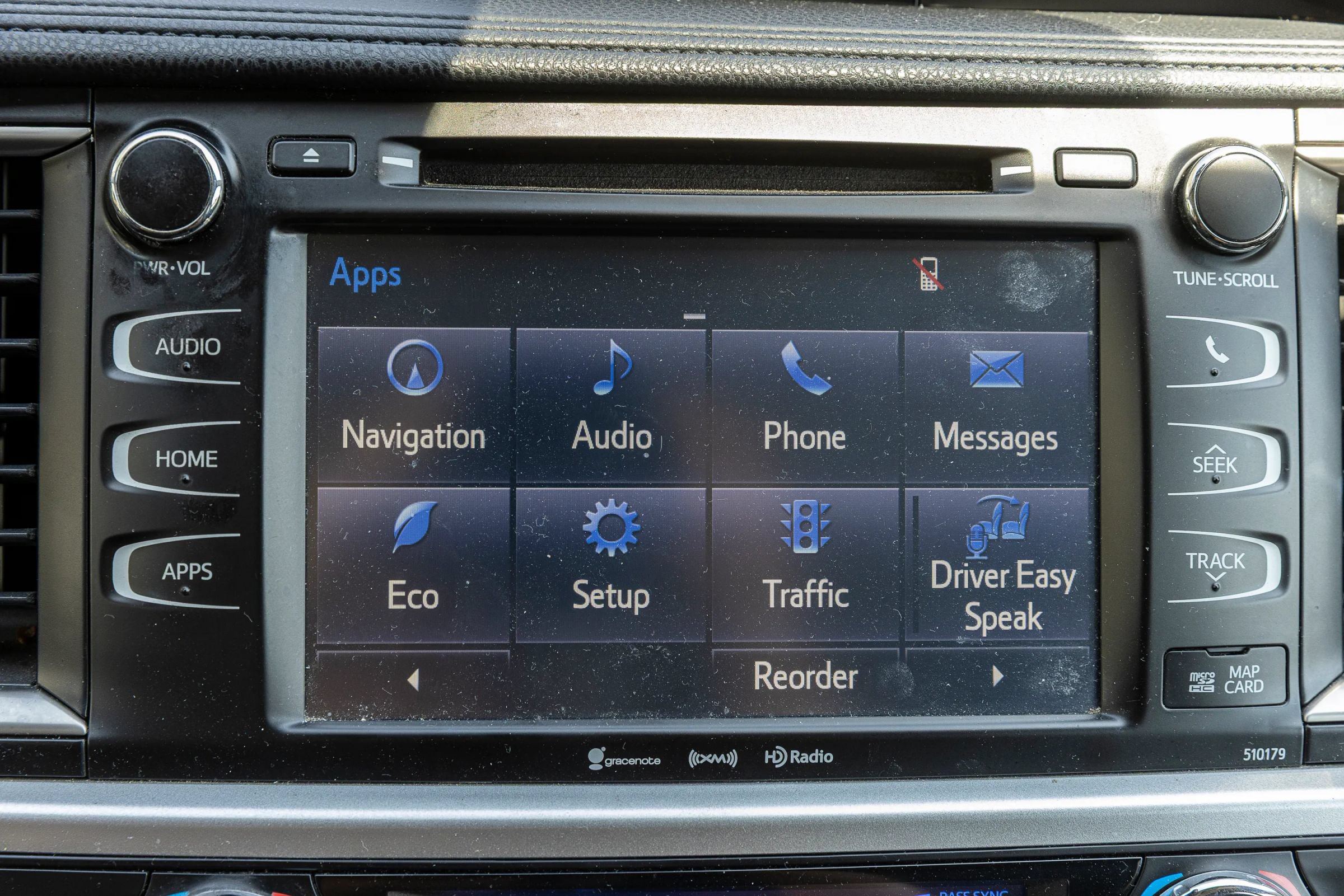 Used 2018 Toyota Highlander XLE FWD image 21