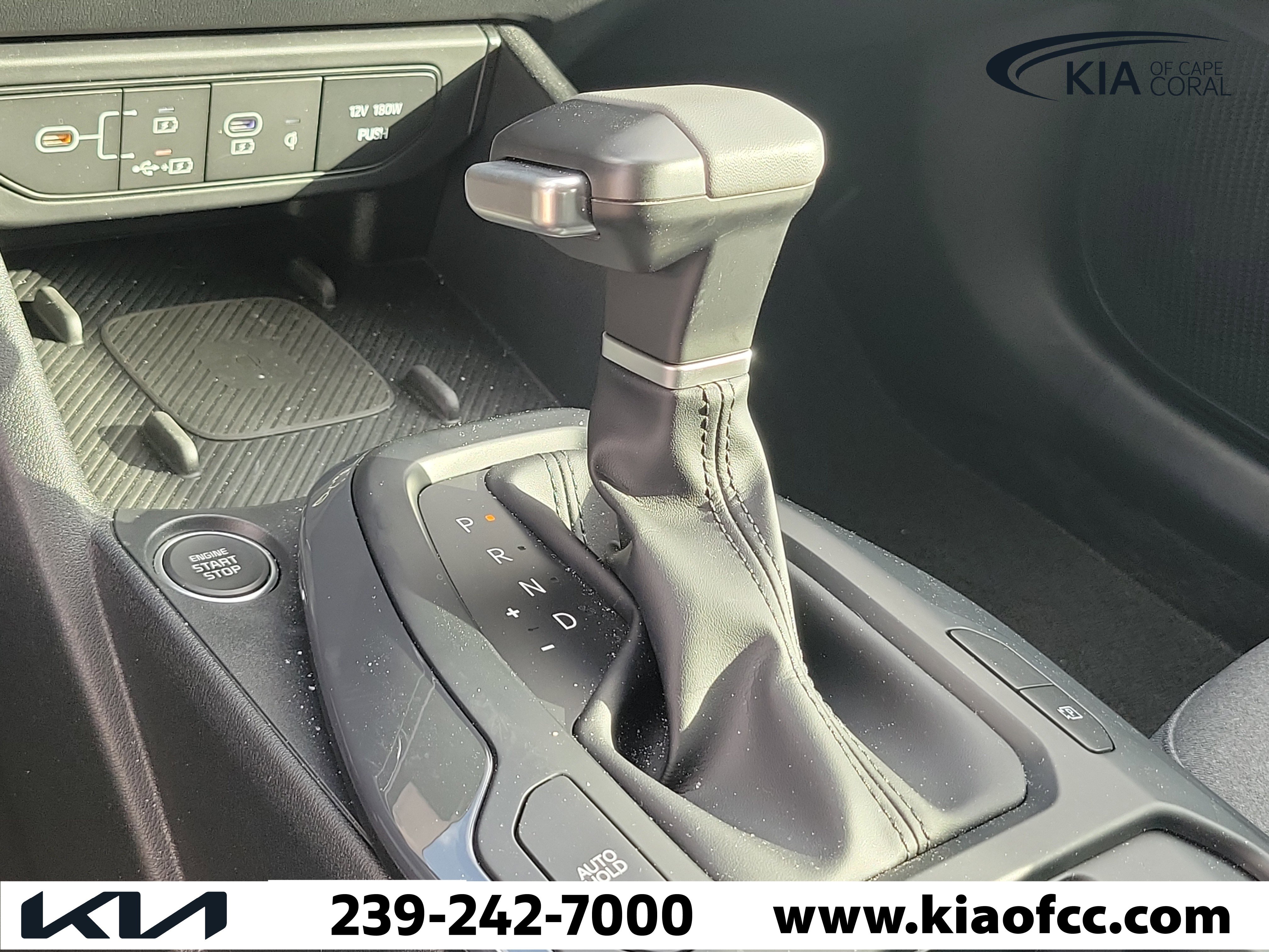 Used 2025 Kia K4 EX image 27