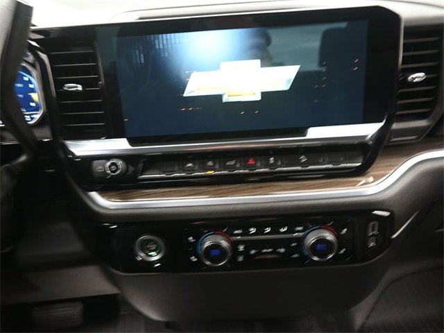 Used 2022 Chevrolet Silverado 1500 RST image 10