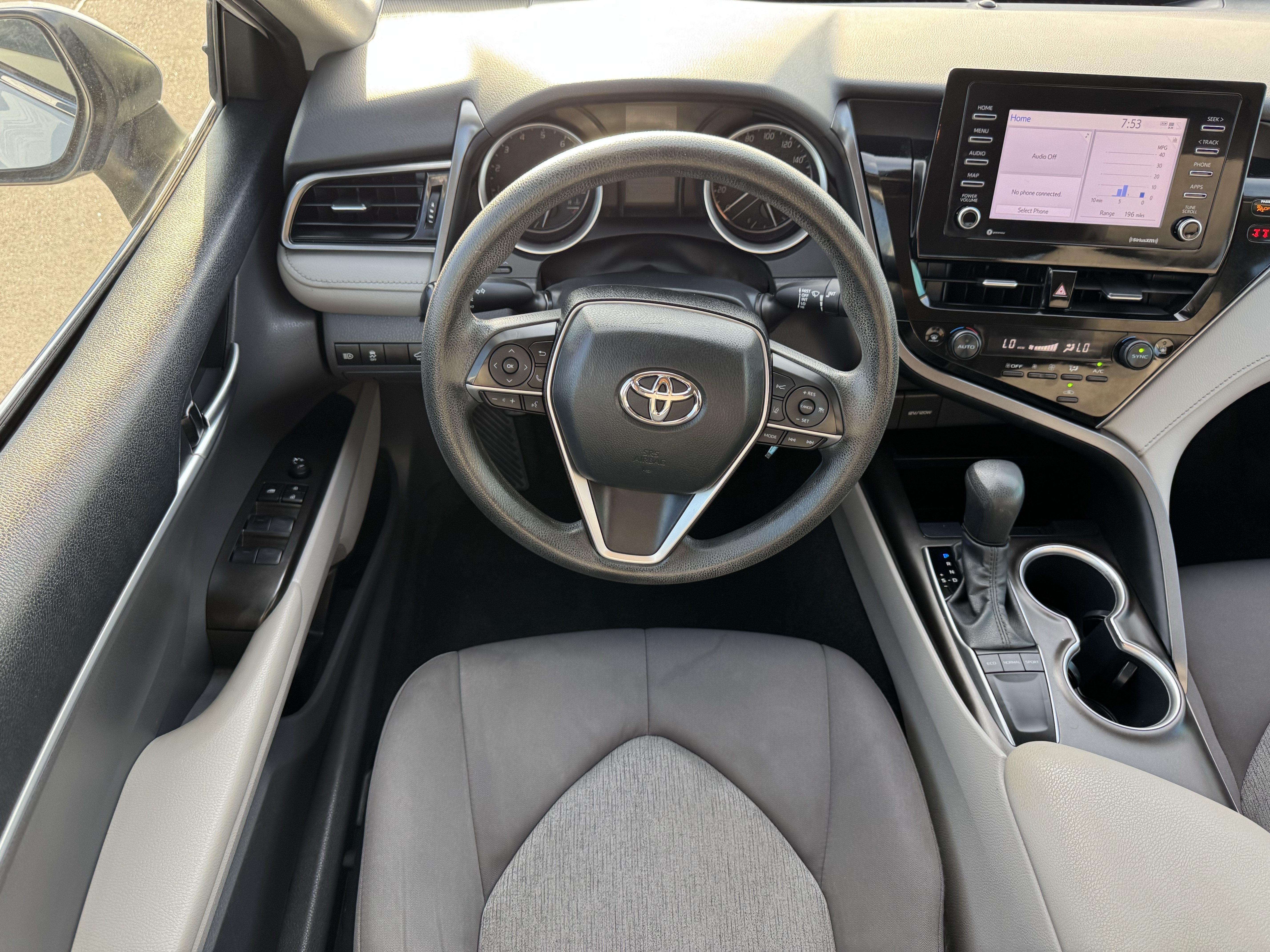 Used 2023 Toyota Camry LE FWD image 11