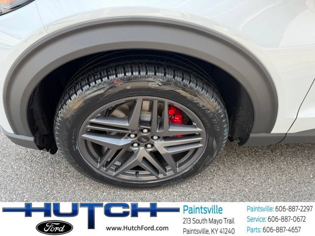 New 2027 Ford Explorer ST-Line w/ Premium Package AWD/4WD image 15