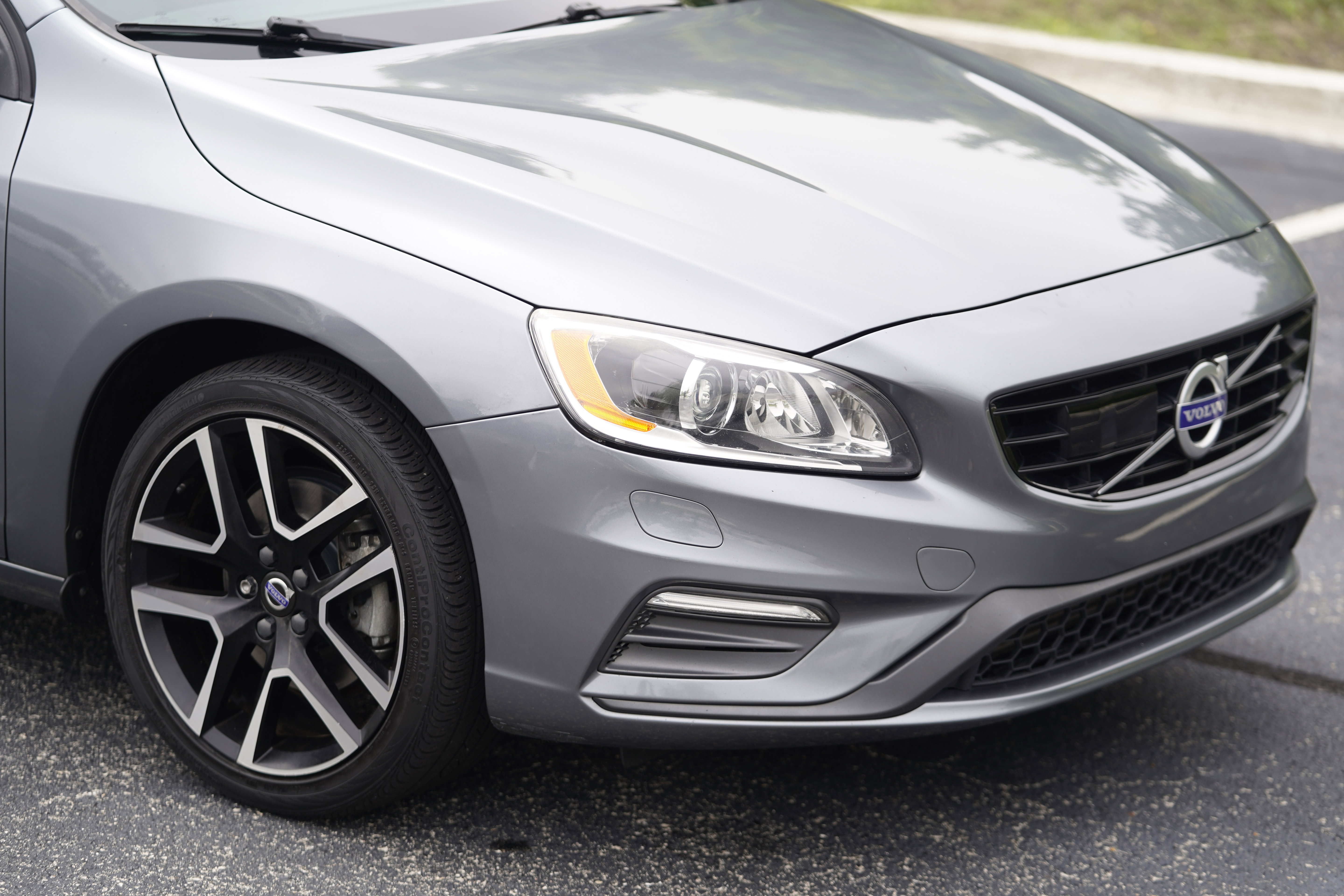 Used 2018 Volvo V60 T5 Dynamic w/ Vision Package FWD image 45