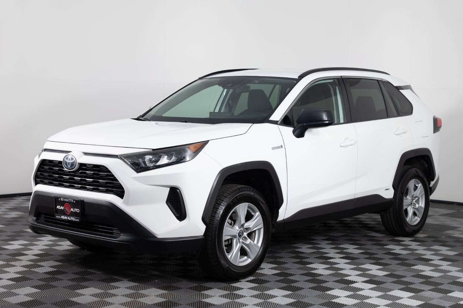 Used 2020 Toyota RAV4 LE w/ All Weather Liner Package