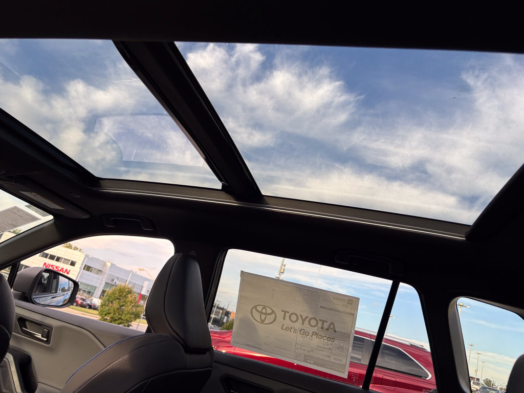 New 2026 Toyota RAV4 XSE w/ Panoramic Sun Roof Package AWD/4WD image 9