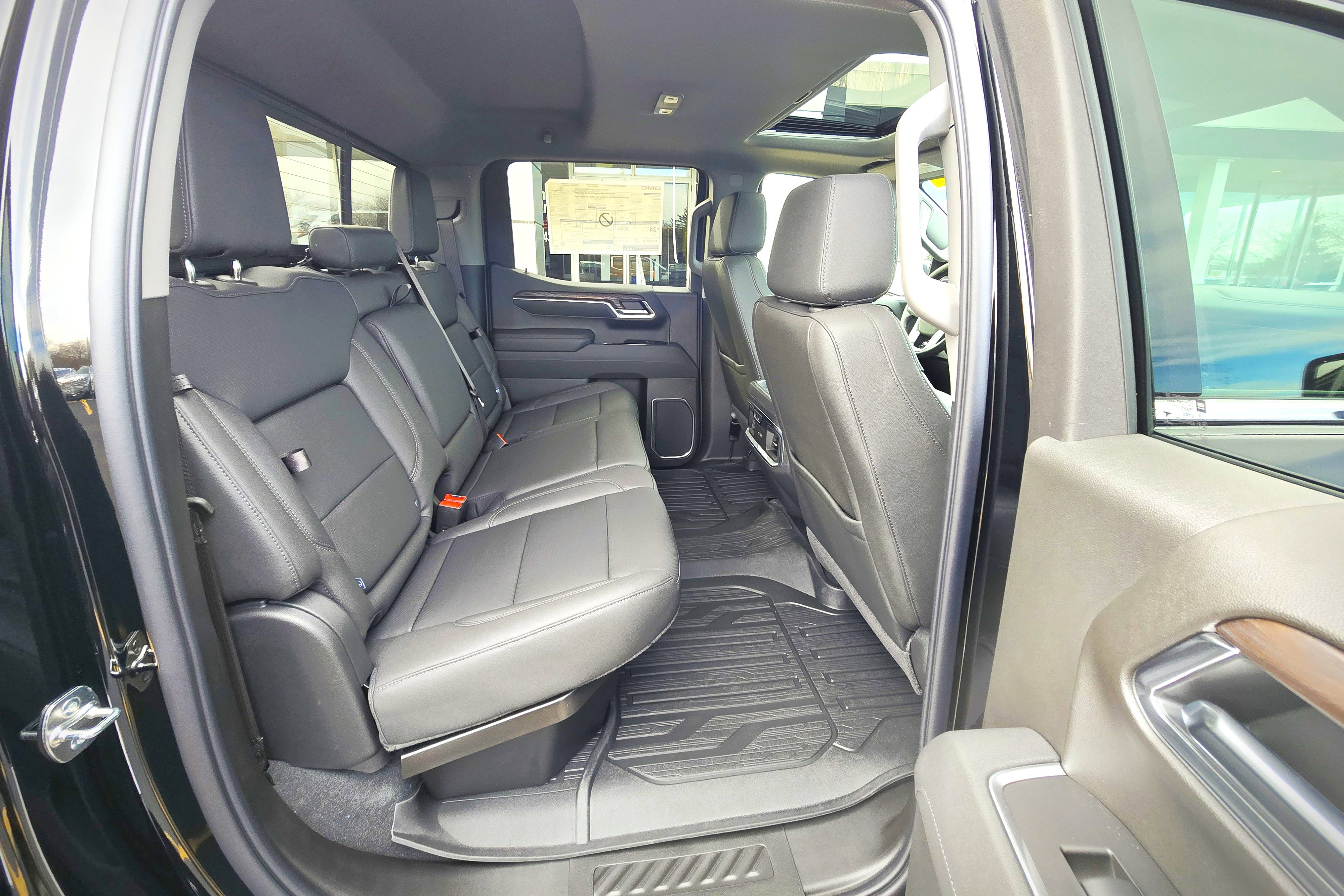 New 2026 GMC Sierra 1500 SLT w/ SLT Premium Plus Package image 20