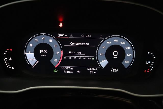 Used 2020 Audi Q3 2.0T Premium w/ Convenience Package AWD/4WD image 17