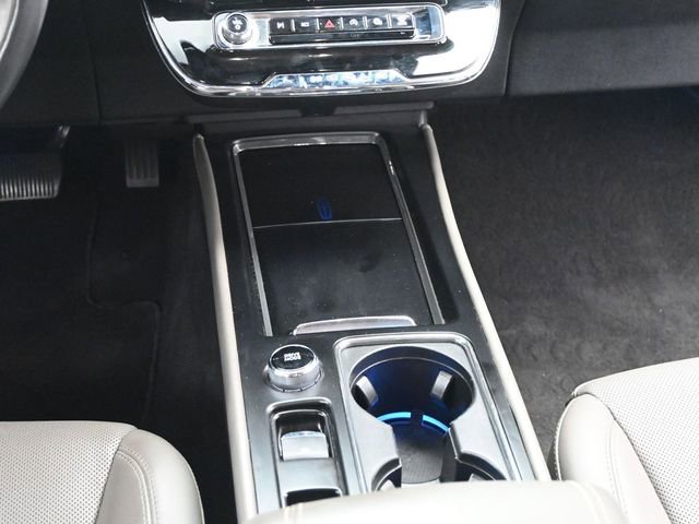 Used 2023 Lincoln Corsair Reserve image 29