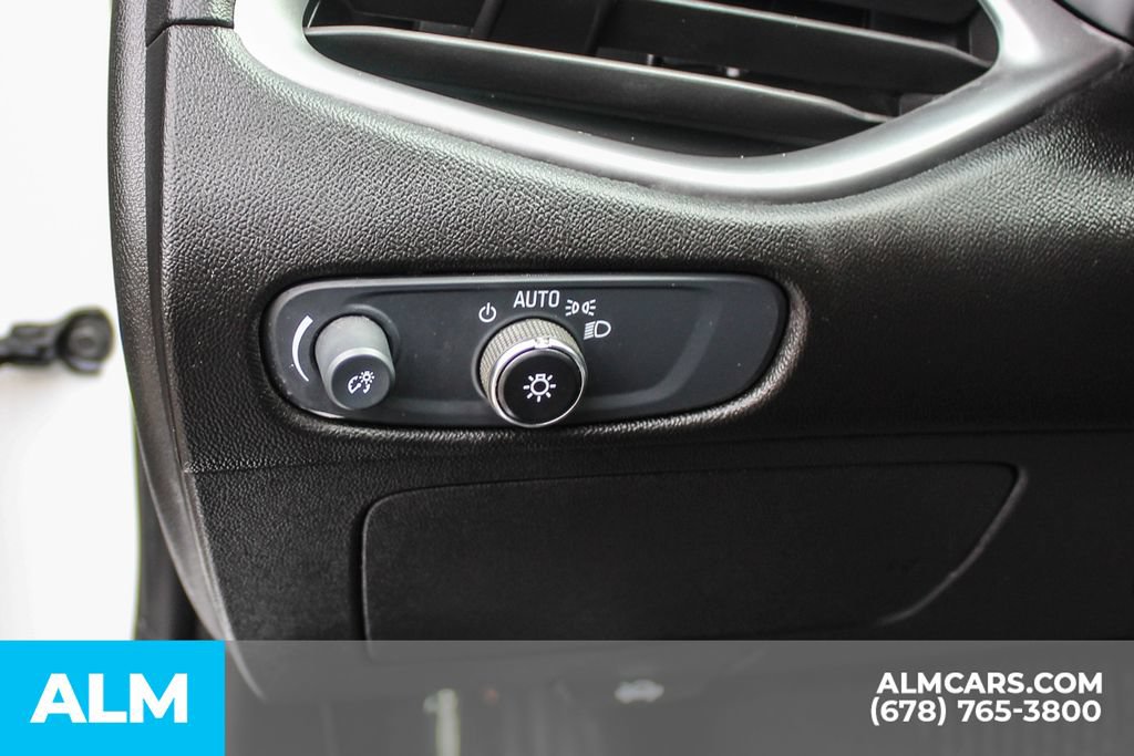 Used 2024 Chevrolet Malibu LT FWD image 28