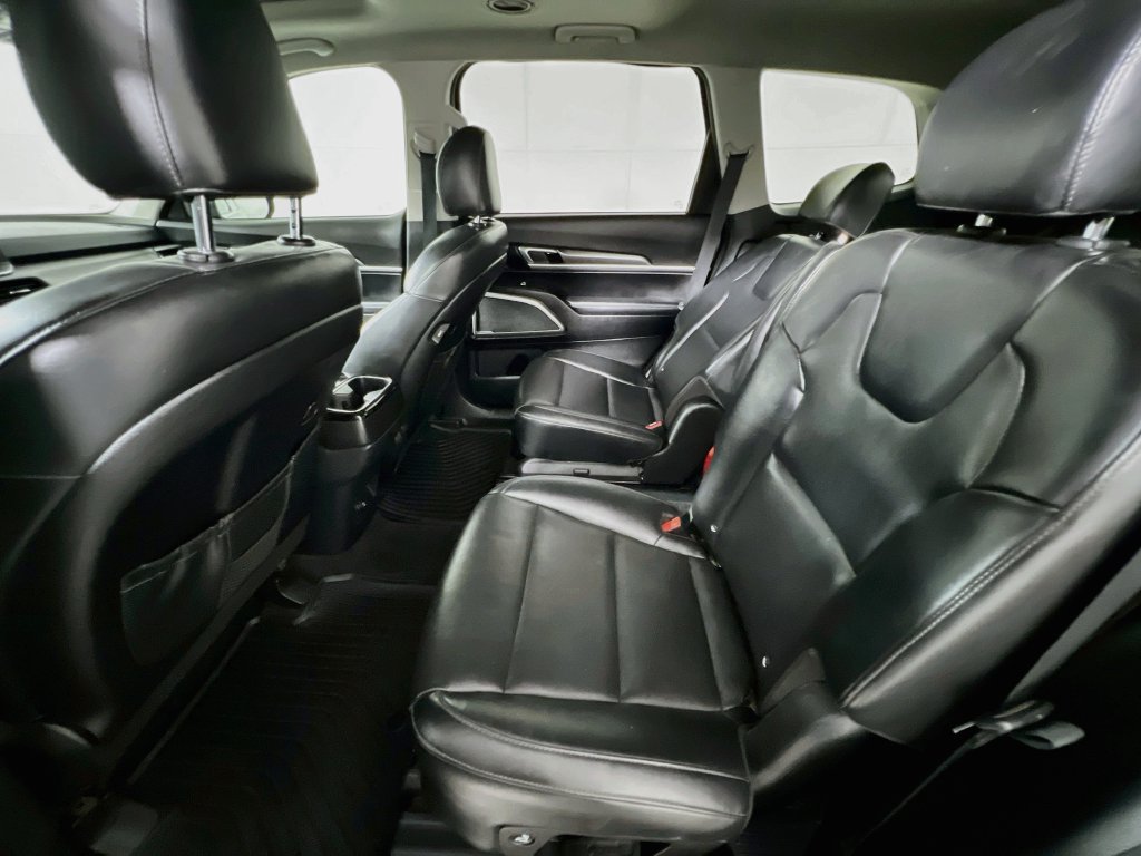 Used 2021 Kia Telluride S FWD image 25