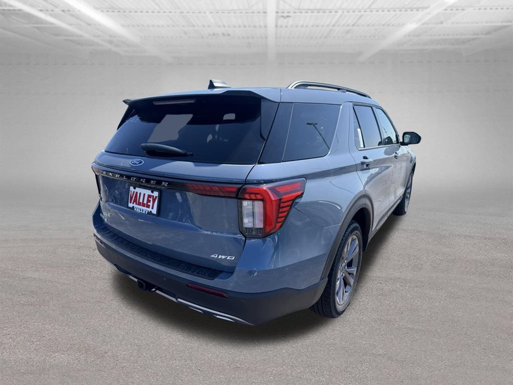 New 2026 Ford Explorer Active w/ Active Comfort Package AWD/4WD image 3