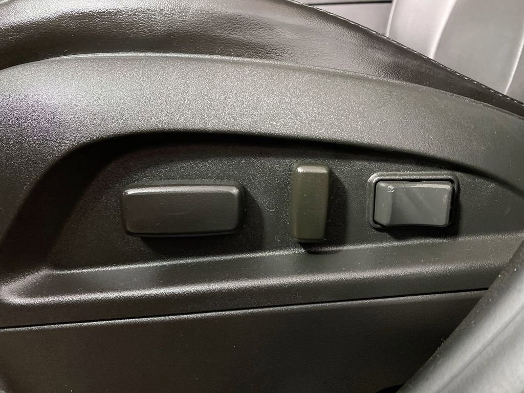 Used 2015 GMC Terrain SLT w/ Open Road Package image 12