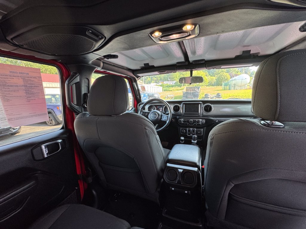 Used 2023 Jeep Wrangler Unlimited w/ Cold Weather Group AWD/4WD image 26