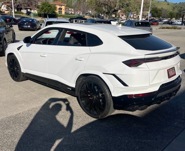 Used 2024 Lamborghini Urus S image 7