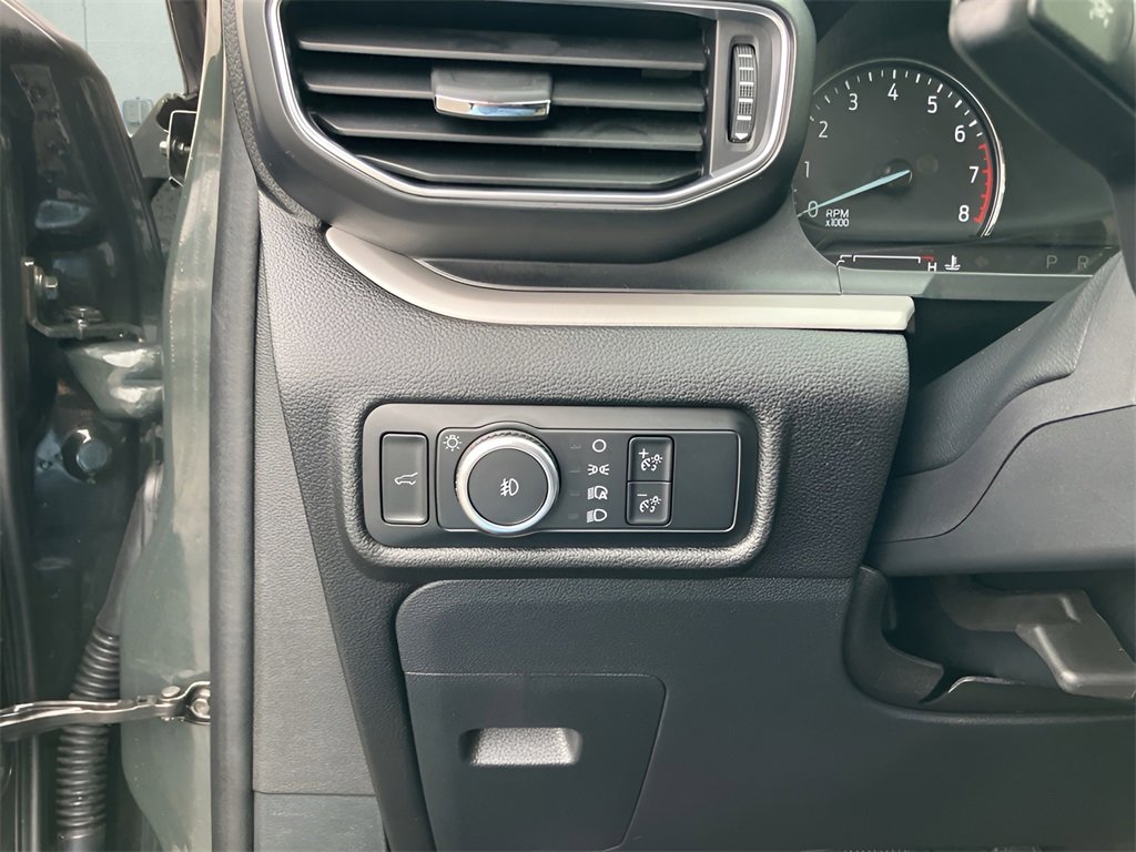 Used 2023 Ford Explorer XLT w/ Equipment Group 202A image 20