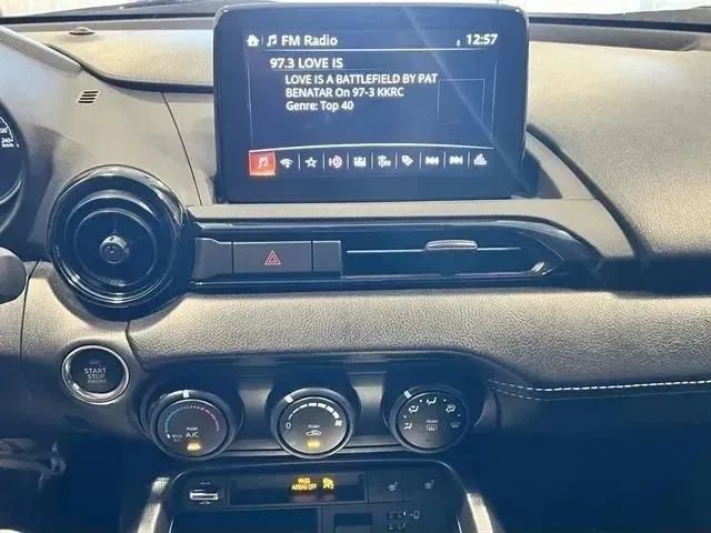 Used 2021 MAZDA MX-5 Miata RF Club RWD image 35