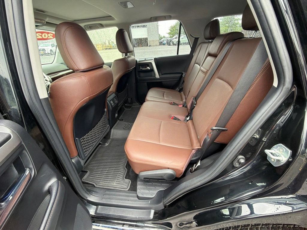 Used 2024 Toyota 4Runner Limited AWD/4WD image 62
