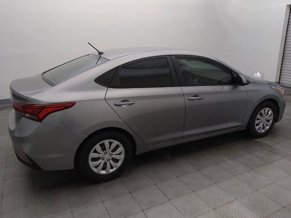 Used 2021 Hyundai Accent SE FWD image 10