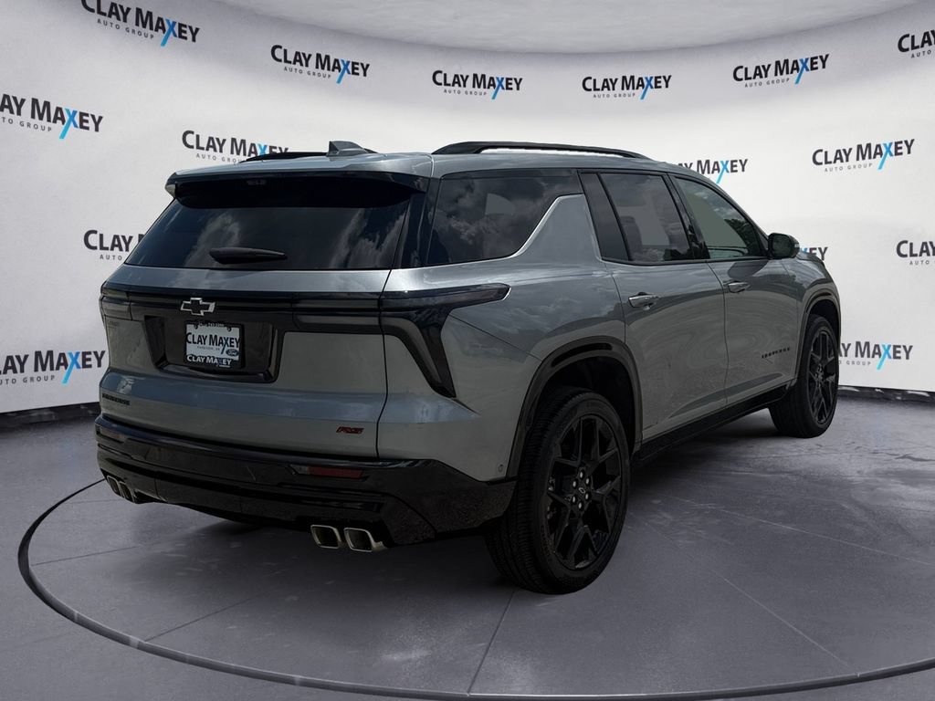 Used 2026 Chevrolet Traverse RS FWD image 5