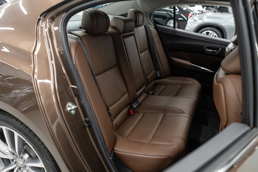 Used 2020 Acura TLX w/ Technology Package FWD image 12