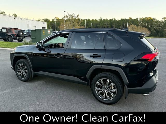 Used 2024 Toyota RAV4 XLE Premium image 4