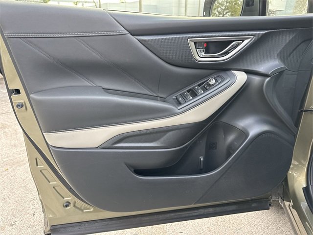 Used 2022 Subaru Forester Limited image 13