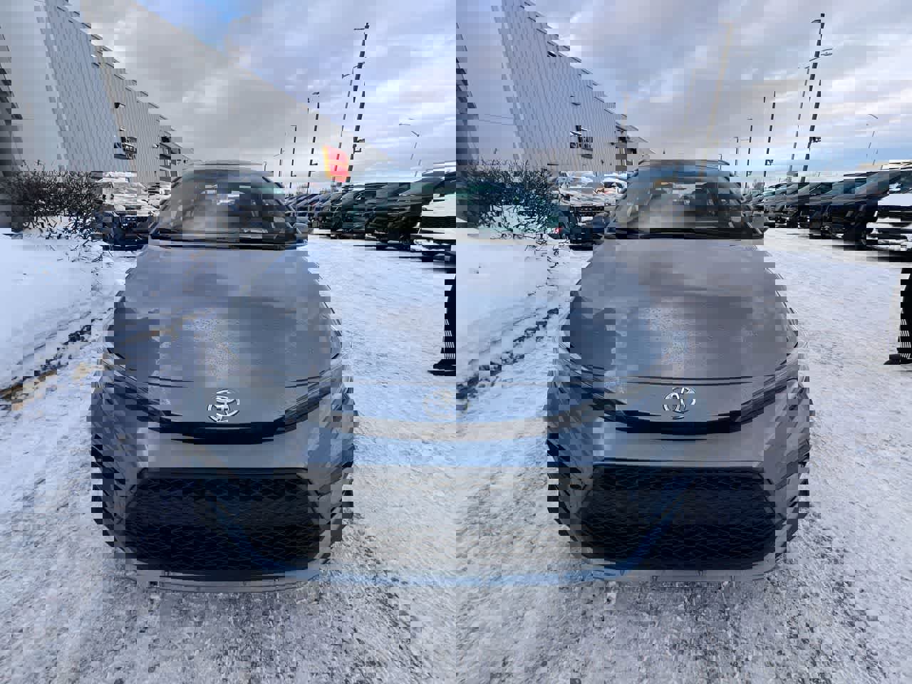 Used 2023 Toyota Corolla SE w/ SE Premium Package image 29