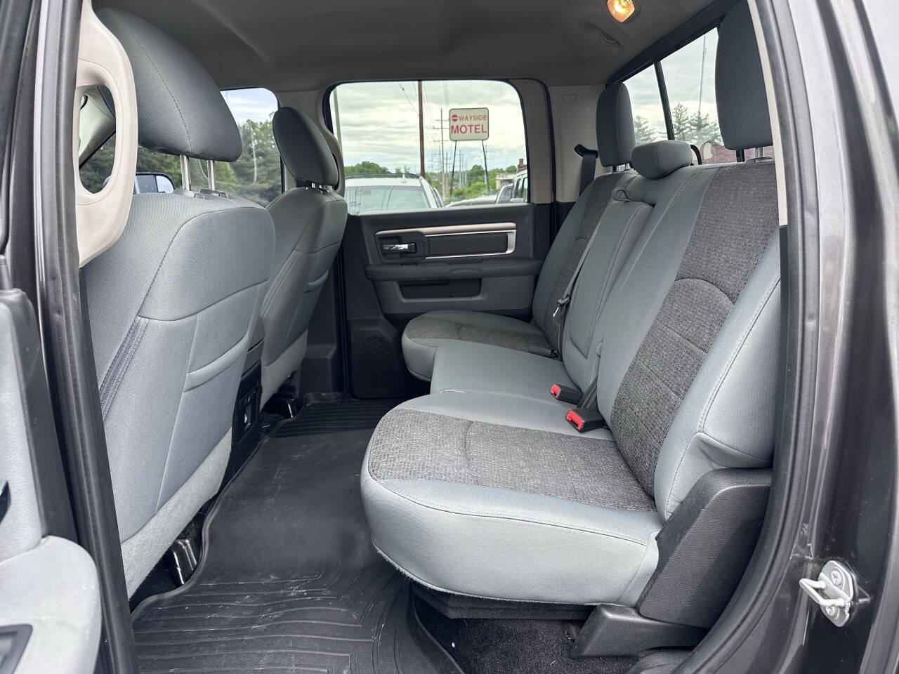 Used 2017 RAM 1500 Big Horn AWD/4WD image 15