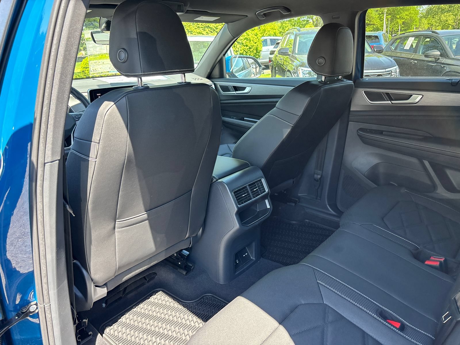New 2026 Volkswagen Atlas Cross Sport SE AWD/4WD image 26