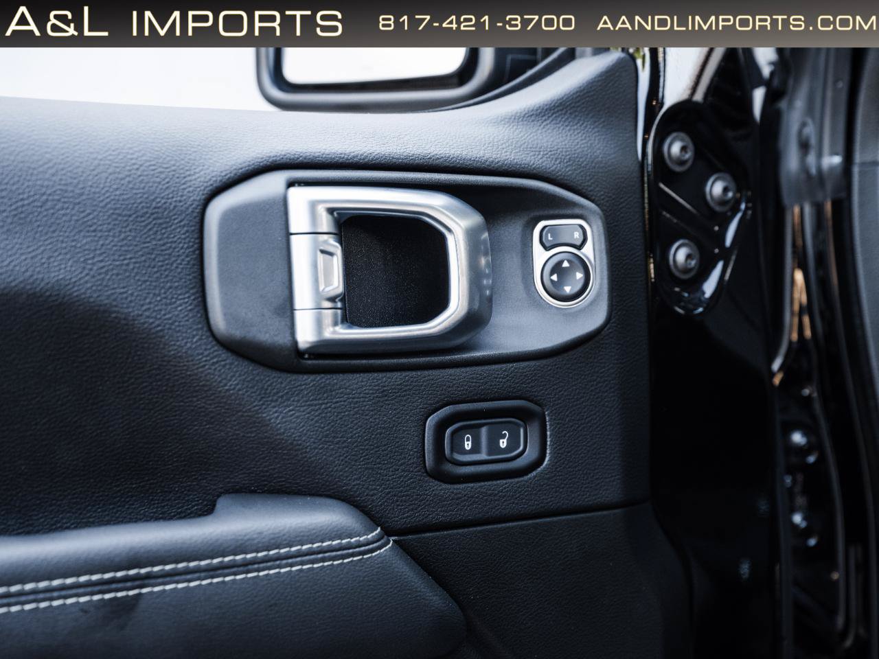 Used 2023 Jeep Wrangler Unlimited Sahara w/ LED Lighting Group AWD/4WD image 44