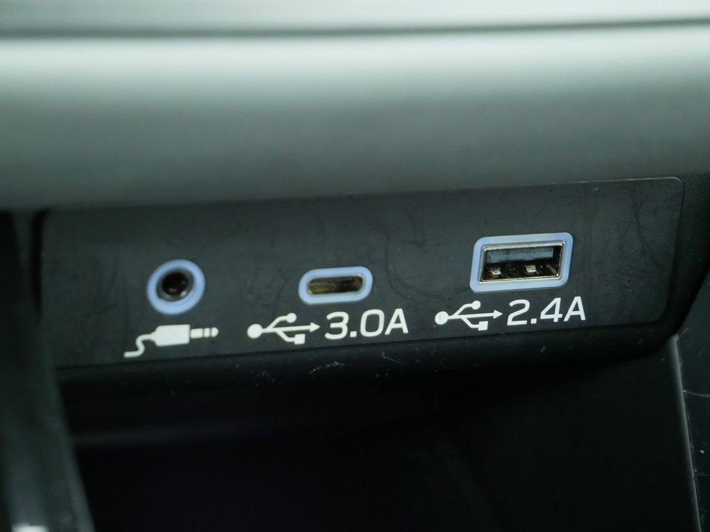 Used 2025 Subaru Legacy Premium w/ Popular Package #1 AWD/4WD image 32