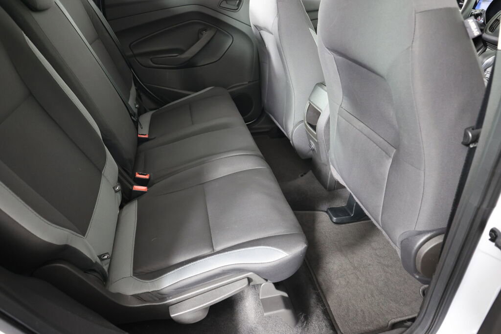 Used 2015 Ford Escape S image 19