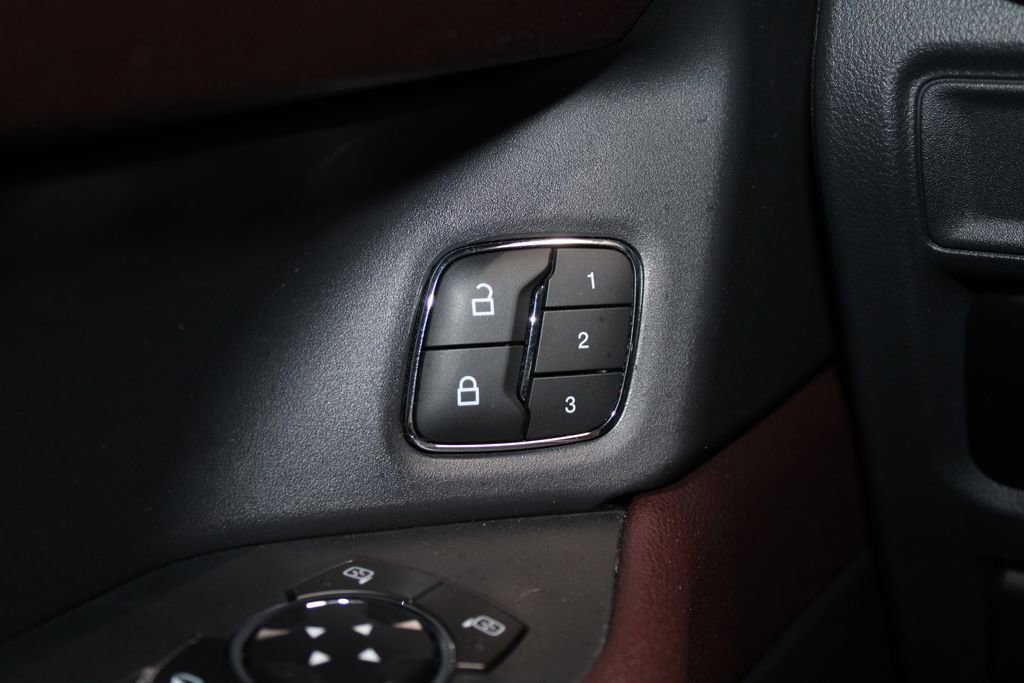 Used 2024 Ford Expedition Limited image 45