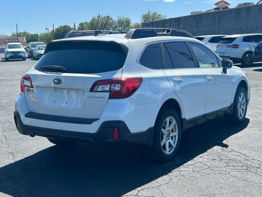 Used 2019 Subaru Outback 2.5i Premium w/ Popular Package #2 AWD/4WD image 3