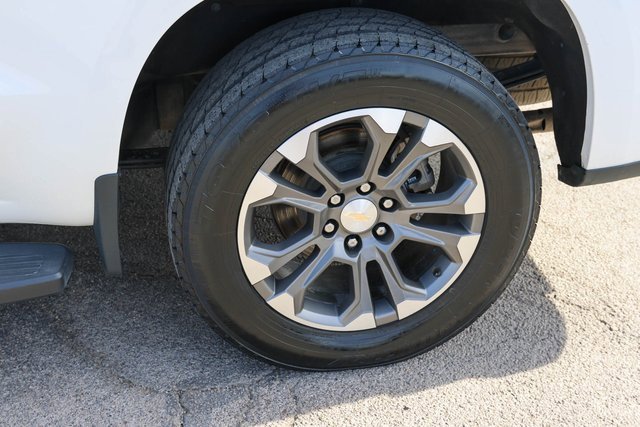 Used 2023 Chevrolet Silverado 1500 High Country w/ Technology Package image 7