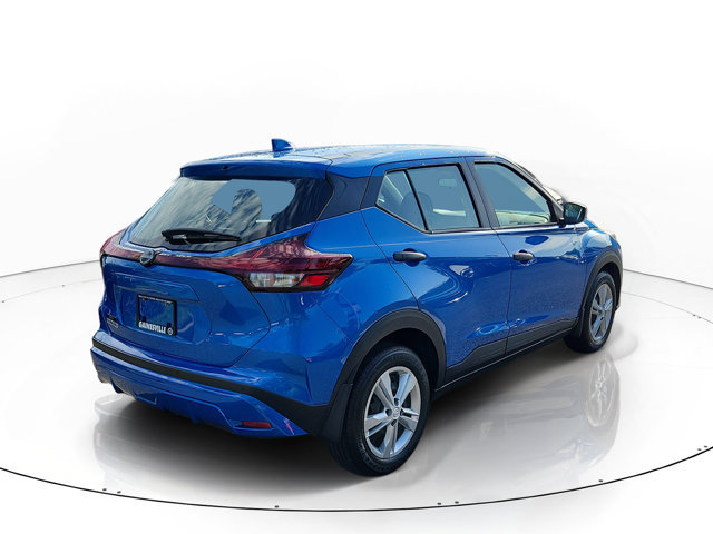Used 2024 Nissan Kicks S FWD image 2