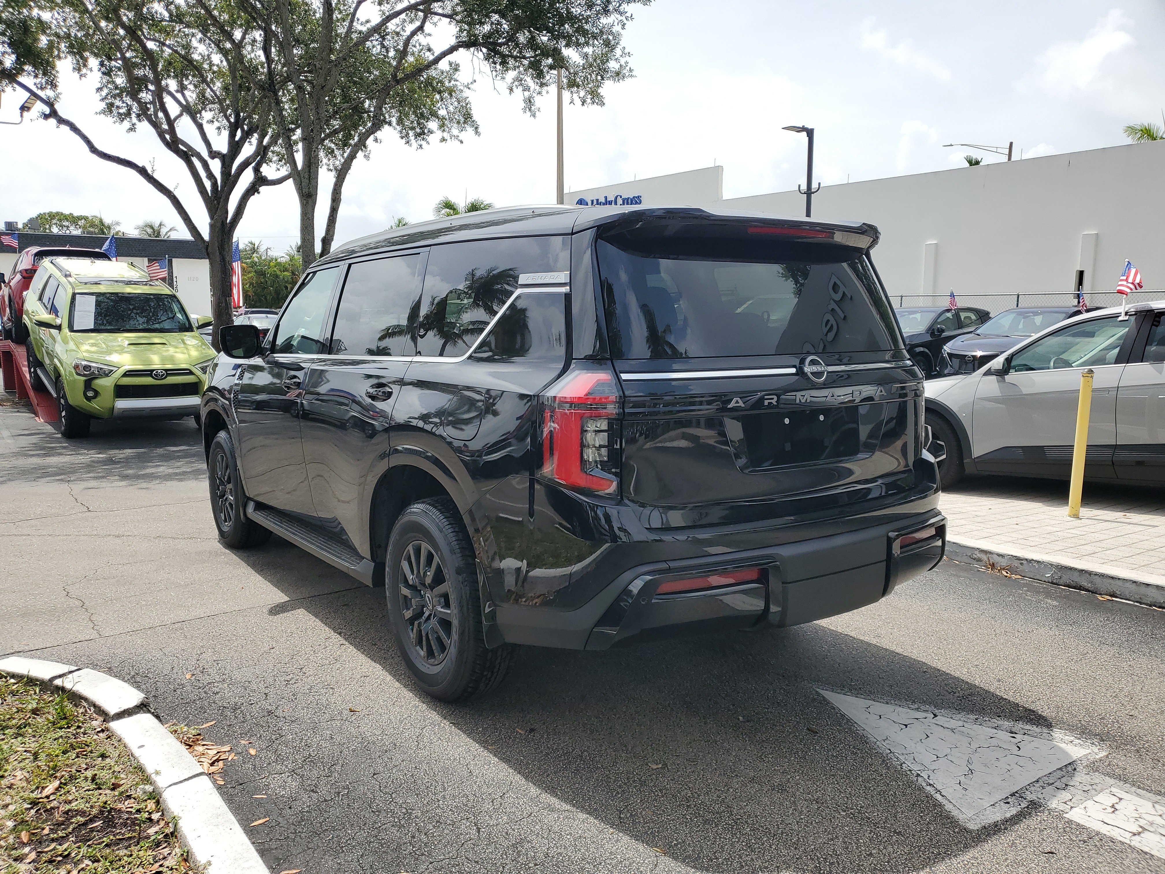 New 2025 Nissan Armada SV image 6