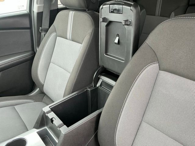 Used 2025 Chevrolet Blazer LT image 34