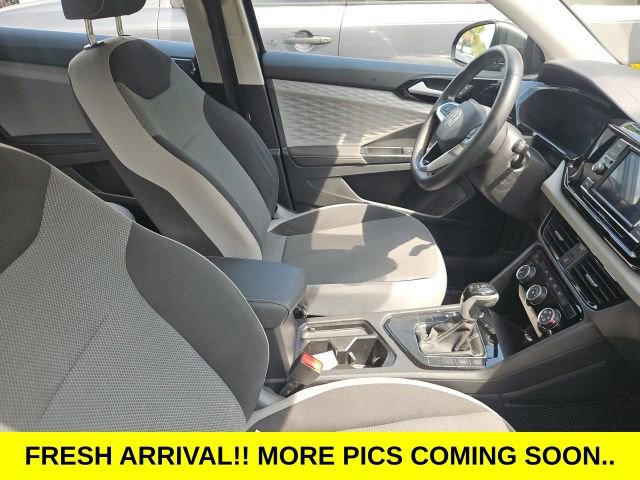 Used 2024 Volkswagen Taos S FWD image 4
