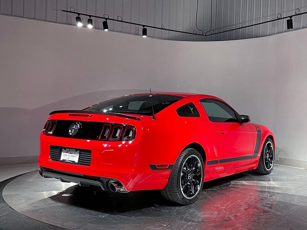 Used 2013 Ford Mustang Boss 302 w/ Boss 302 Accessory Pkg RWD image 5