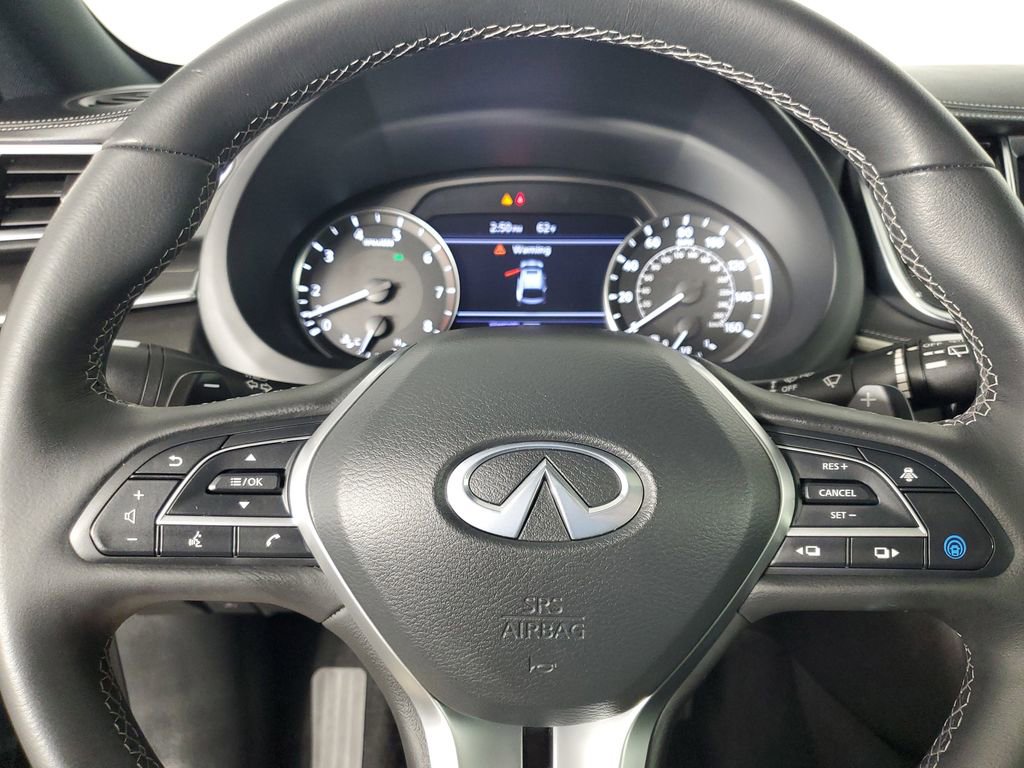 Used 2025 INFINITI QX55 Luxe w/ Accent Package image 27