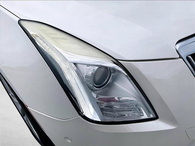 Used 2014 Cadillac XTS Luxury FWD image 30
