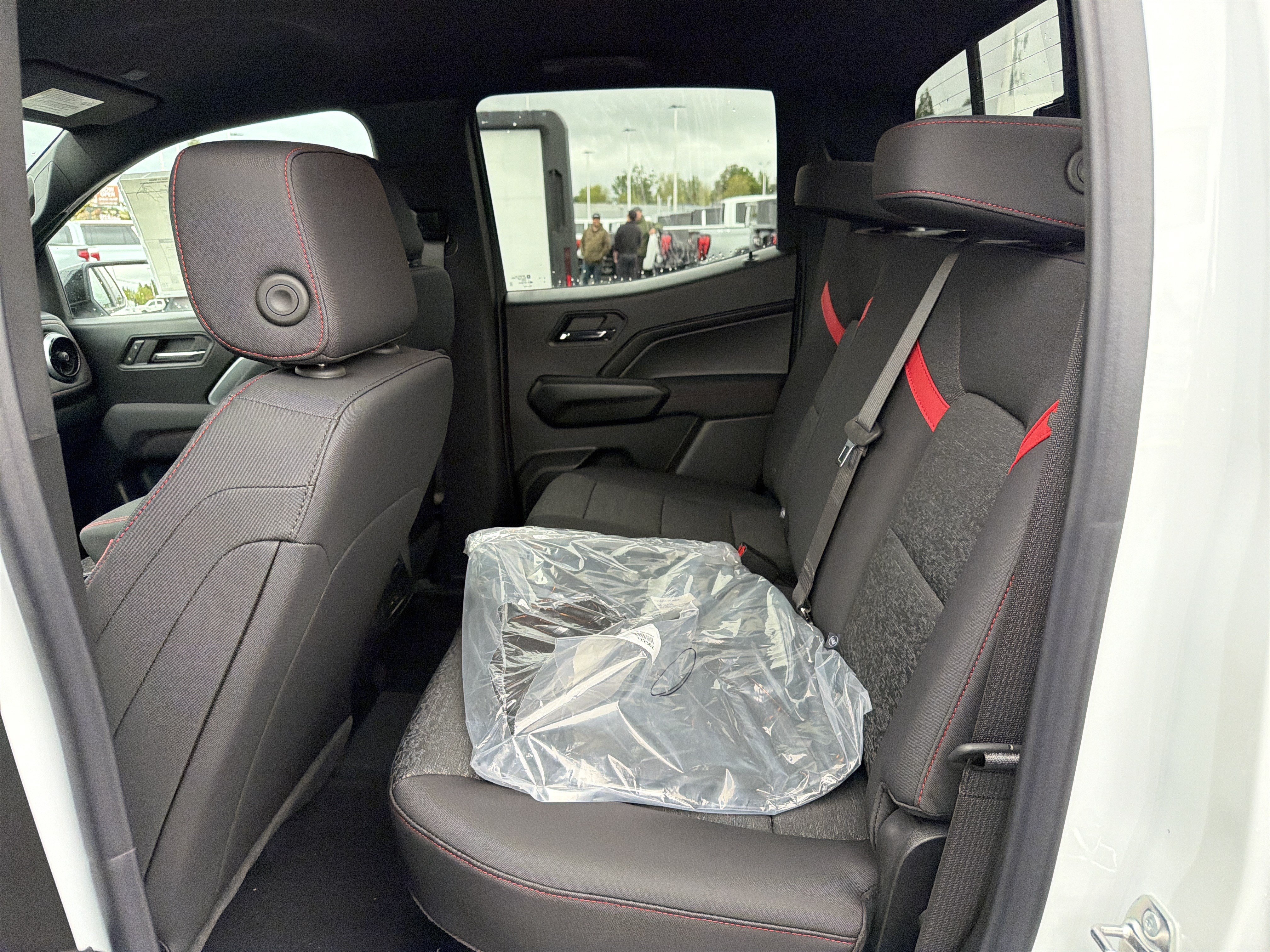 New 2026 Chevrolet Colorado Z71 w/ Technology Package AWD/4WD image 11