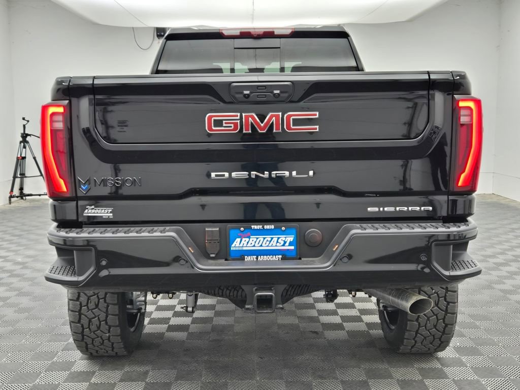 New 2025 GMC Sierra 2500 Denali w/ Denali Reserve Package image 14