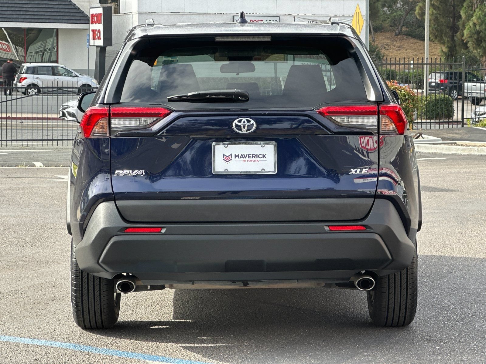 Used 2024 Toyota RAV4 XLE FWD image 4