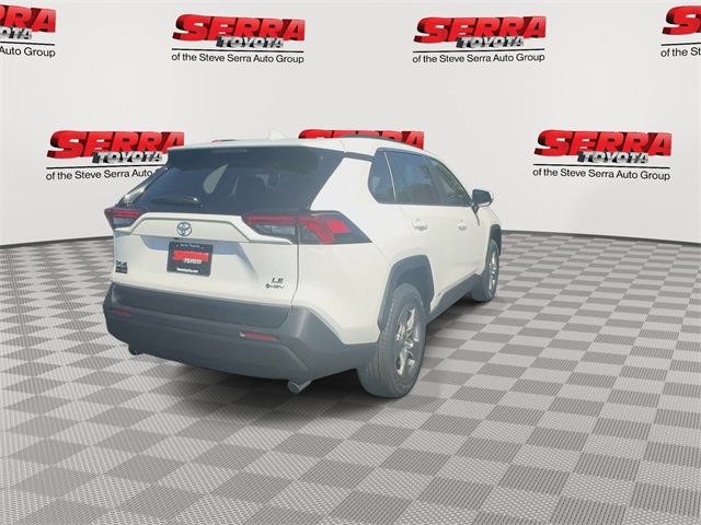 Used 2025 Toyota RAV4 LE image 9