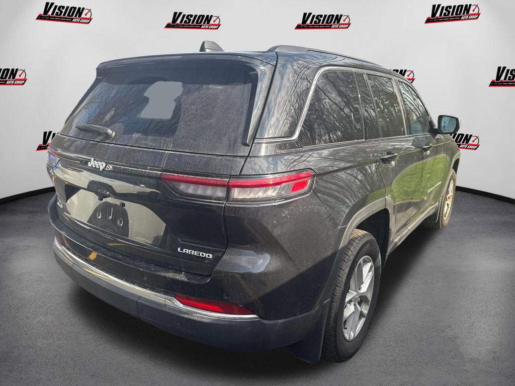 Used 2025 Jeep Grand Cherokee Laredo X w/ Luxury Tech Group I AWD/4WD image 40