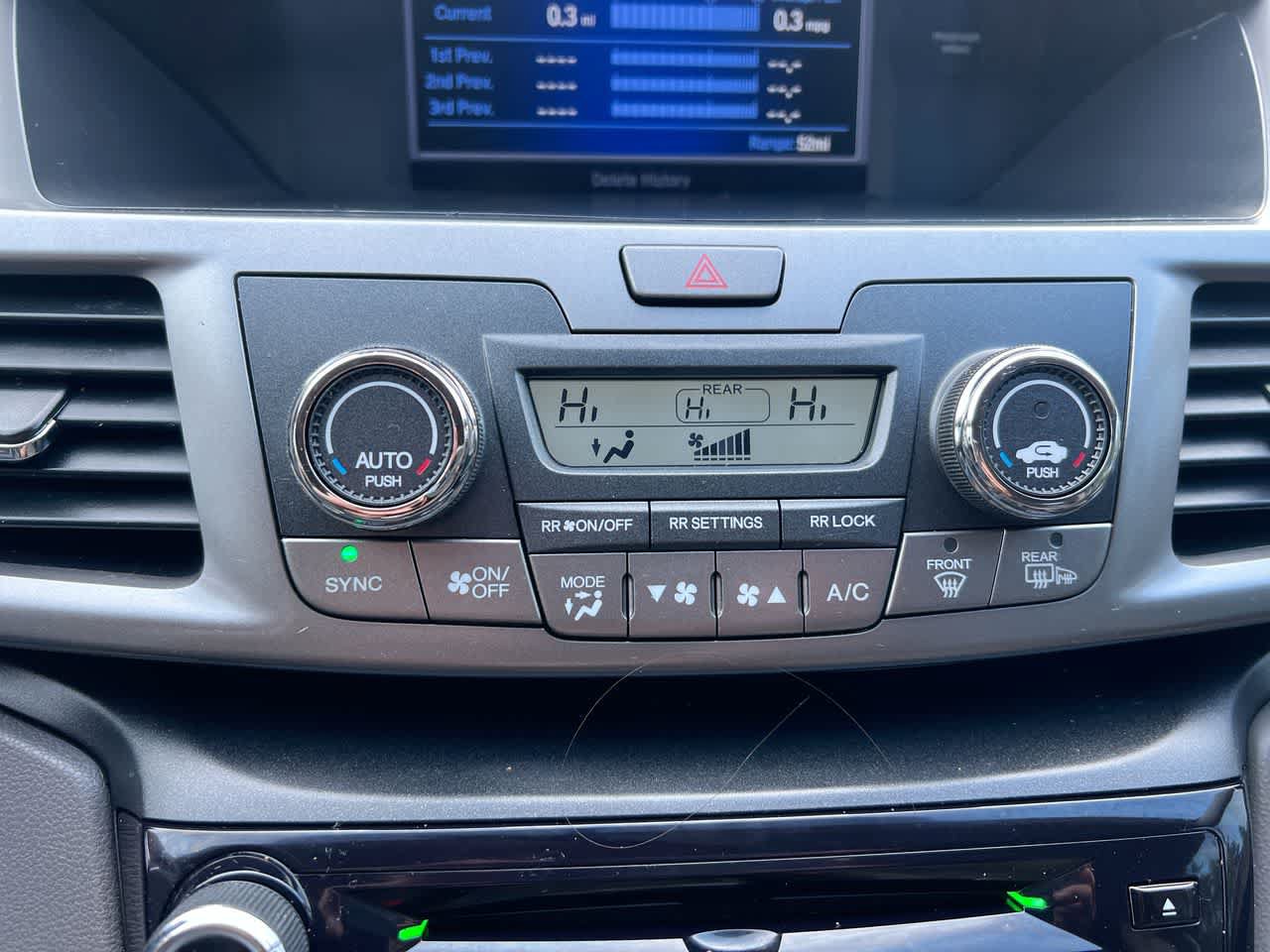 Used 2017 Honda Odyssey SE image 19
