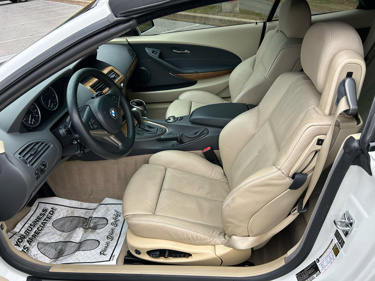 Used 2005 BMW 645Ci Convertible image 11