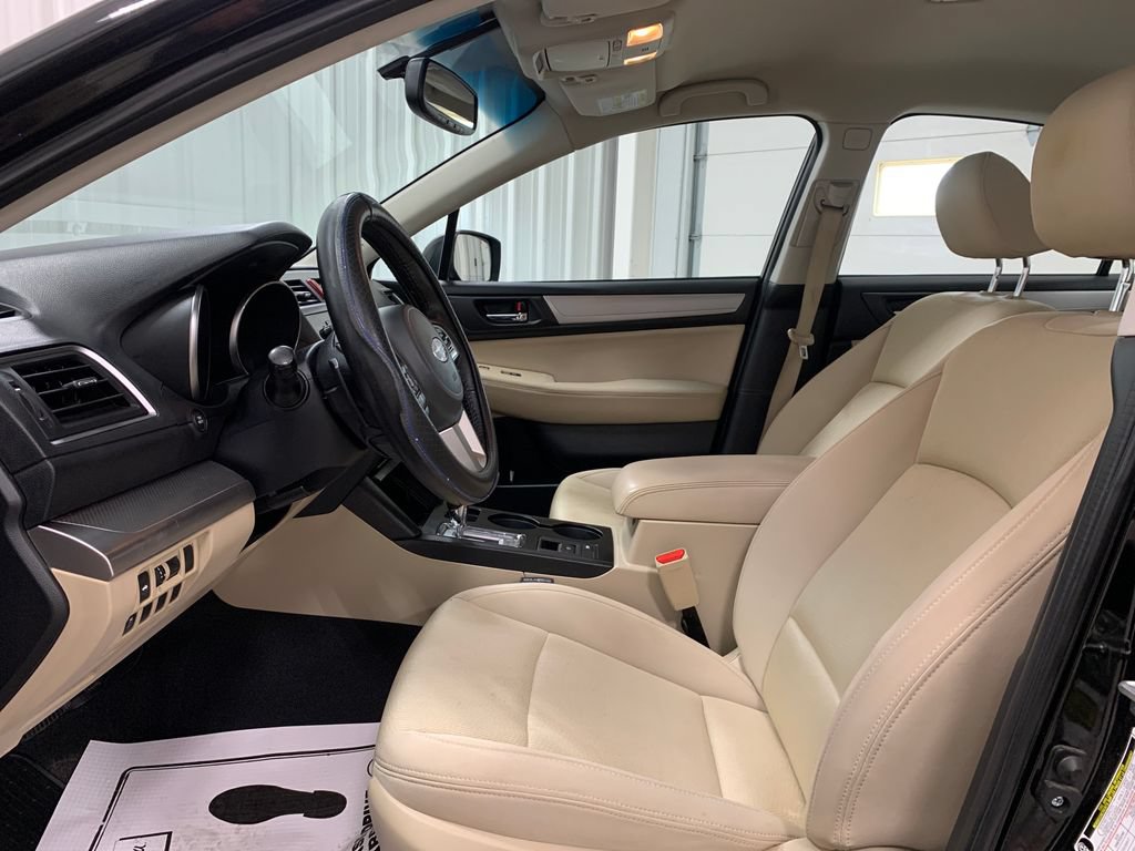 Used 2015 Subaru Legacy 2.5i Premium AWD/4WD image 4