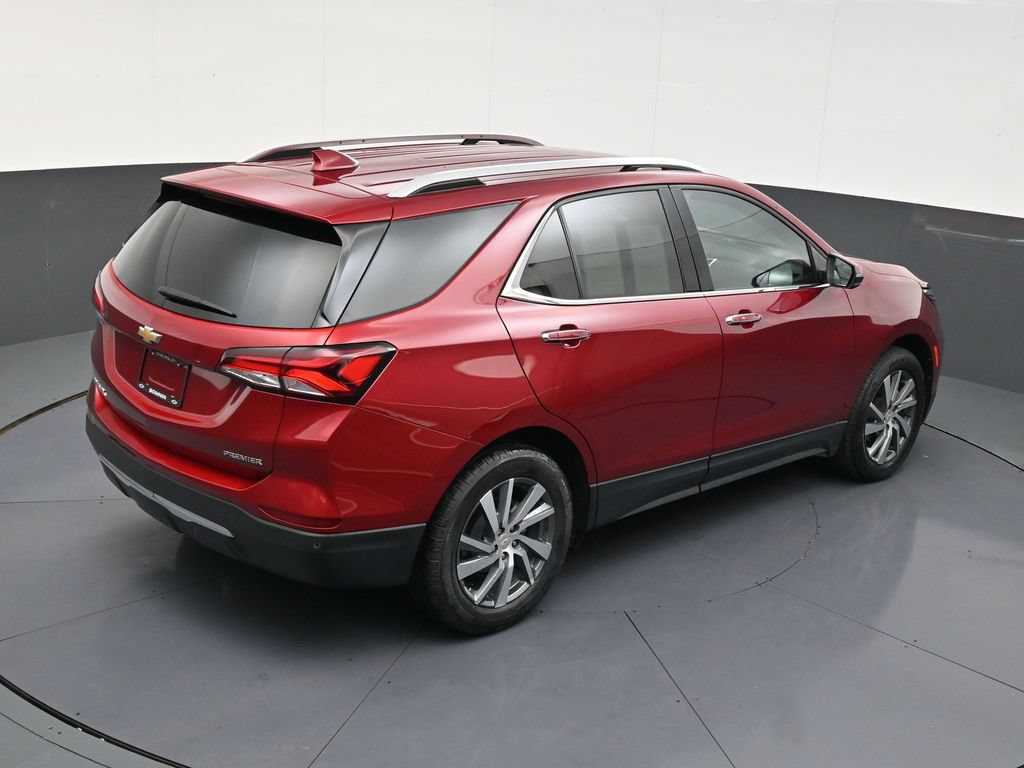 Used 2024 Chevrolet Equinox Premier FWD image 16